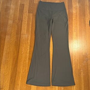 Lululemon Womens Groove Nulu High-Rise Flared Tights Gray Size 8